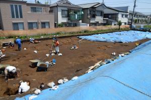 発掘調査の作業風景