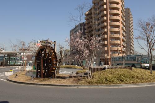 新座駅南口広場オープン時の写真