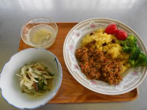 教室で作った料理