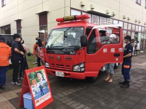 消防ポンプ車両展示・消防団員募集PR①