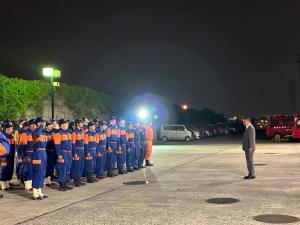 新座市長　激励