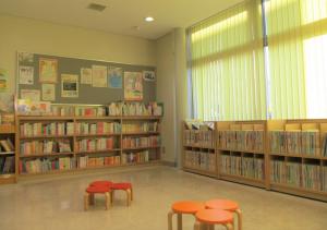 中央図書館おはなしコーナーの写真
