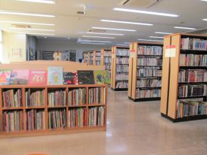 中央図書館児童コーナーの写真