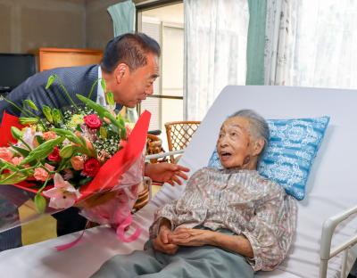 花束贈呈