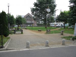 新座駅南口公園の写真