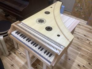 睡足軒の森春の文化事業「新座でつくられたチェンバロ演奏会」