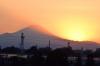 夕焼の富士と高速道