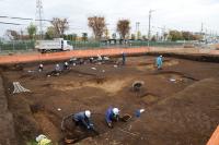 大和田カミ遺跡第９地点発掘調査の作業風景