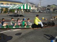 ミニSLを運転している様子