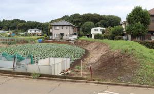 陣屋堀築堤遺構